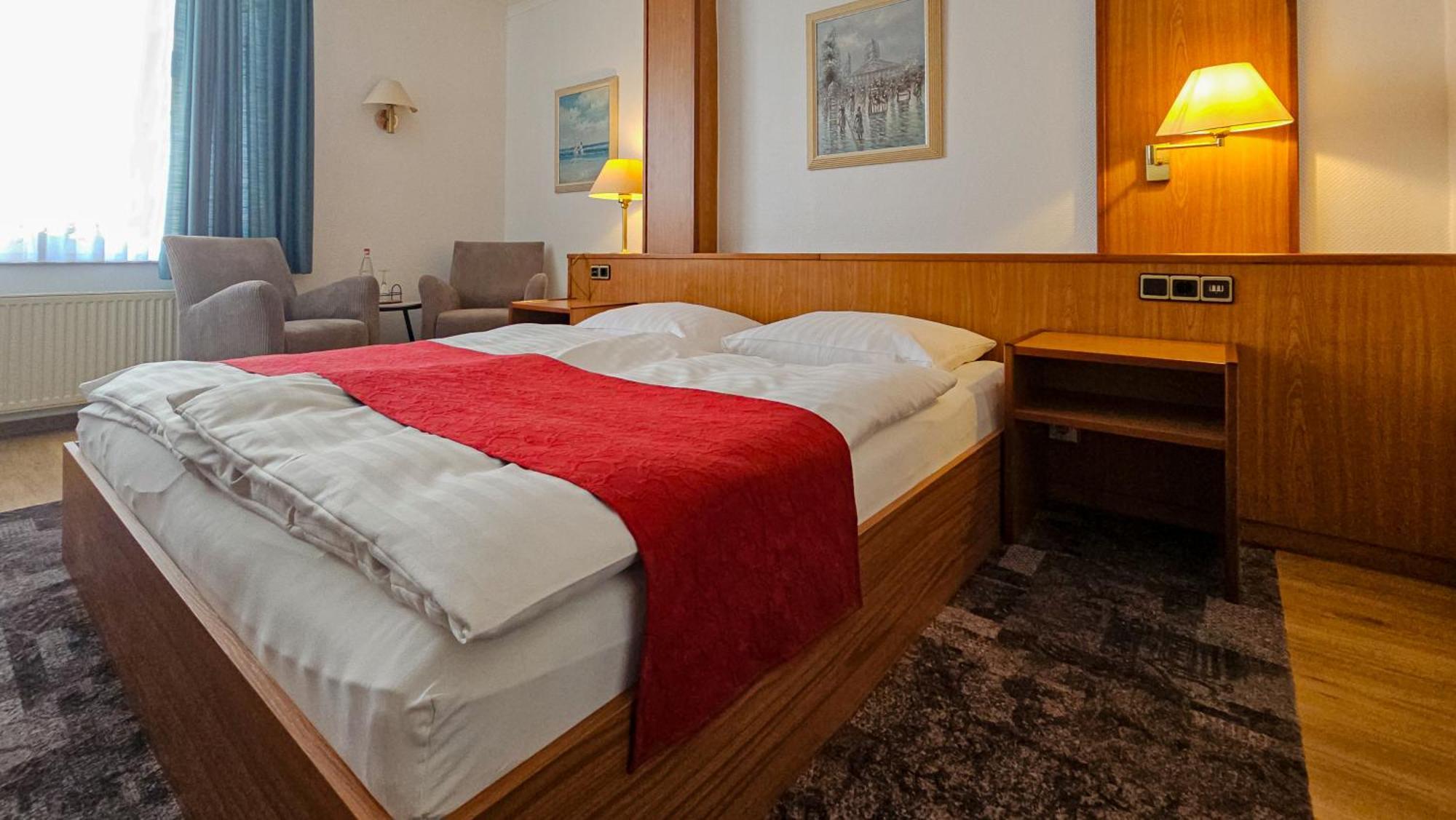 Hotel Zur Post Neubruchhausen Eksteriør bilde