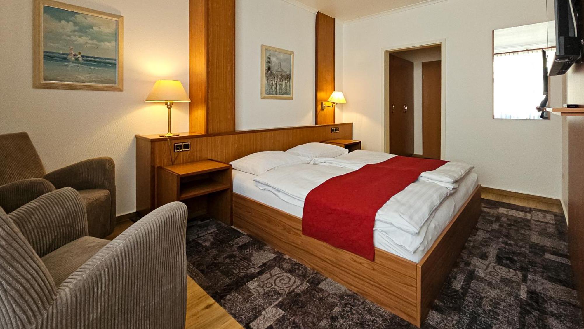 Hotel Zur Post Neubruchhausen Eksteriør bilde
